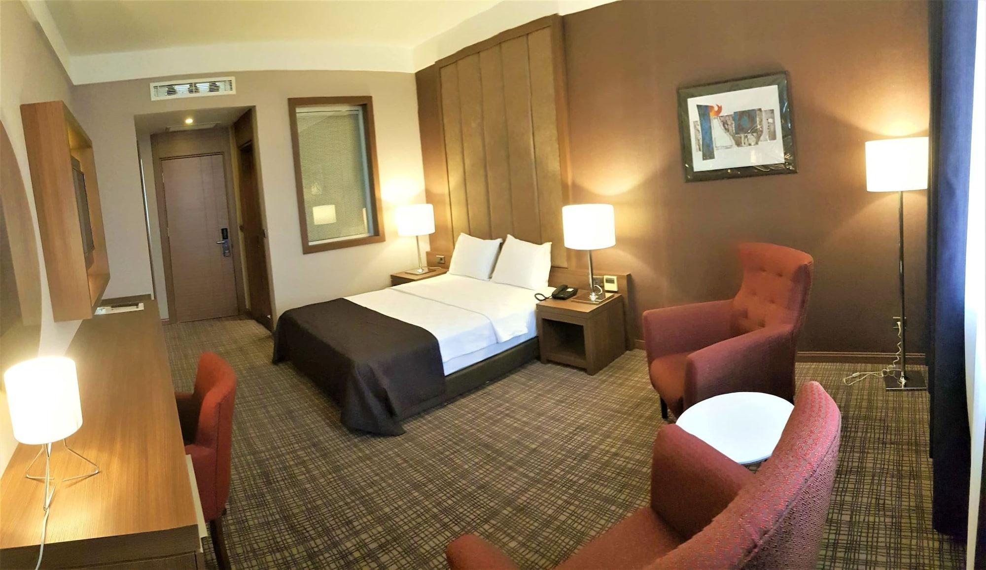 Adıyaman Grand Isias Hotel מראה חיצוני תמונה