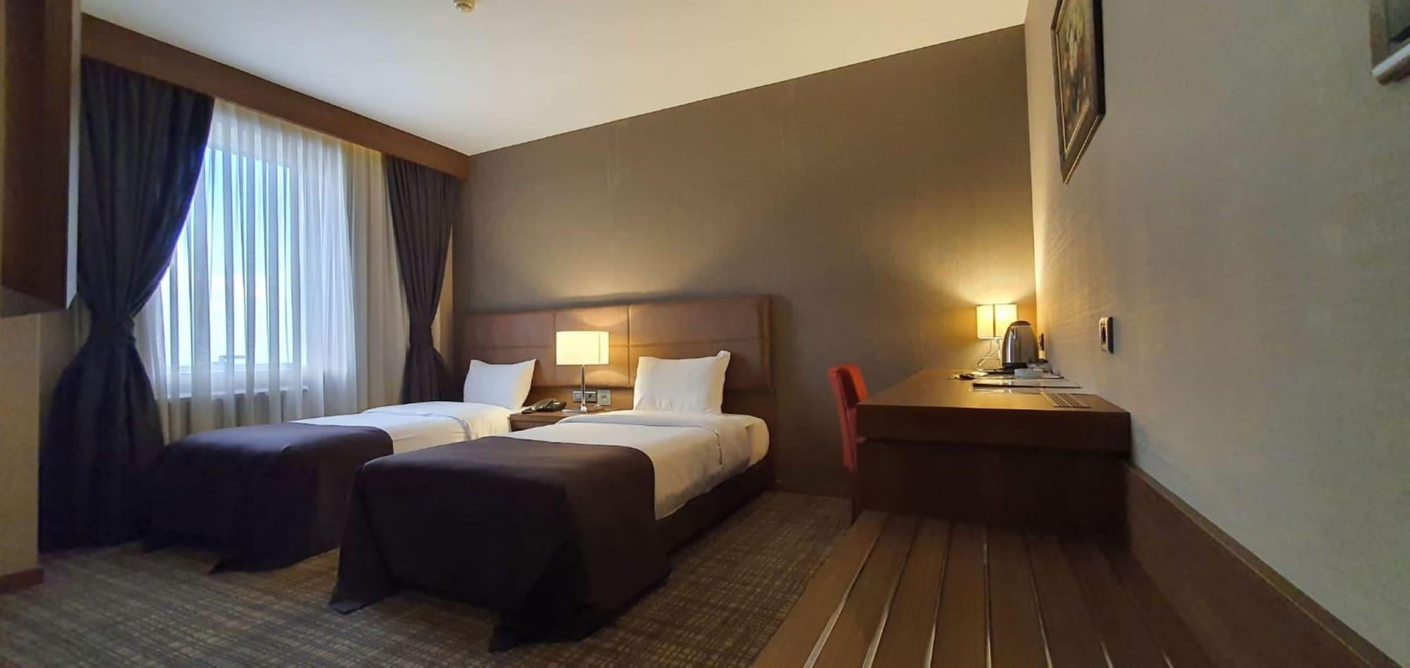 Adıyaman Grand Isias Hotel מראה חיצוני תמונה