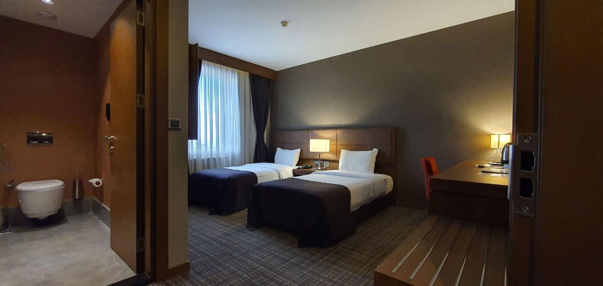Adıyaman Grand Isias Hotel מראה חיצוני תמונה