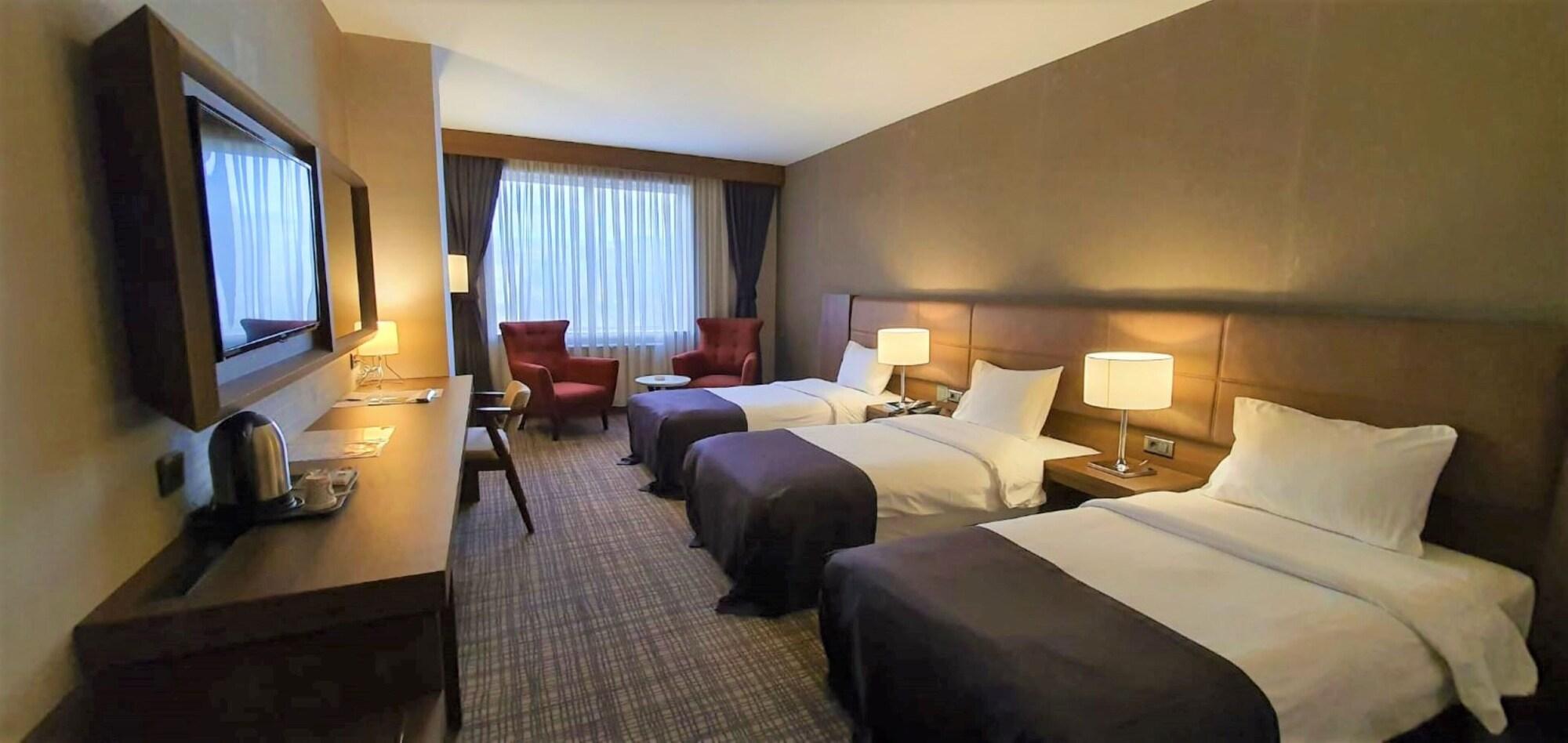 Adıyaman Grand Isias Hotel מראה חיצוני תמונה