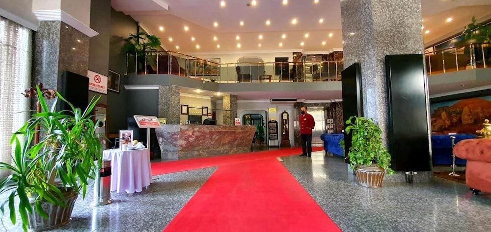 Adıyaman Grand Isias Hotel מראה חיצוני תמונה