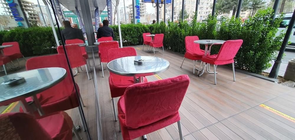 Adıyaman Grand Isias Hotel מראה חיצוני תמונה
