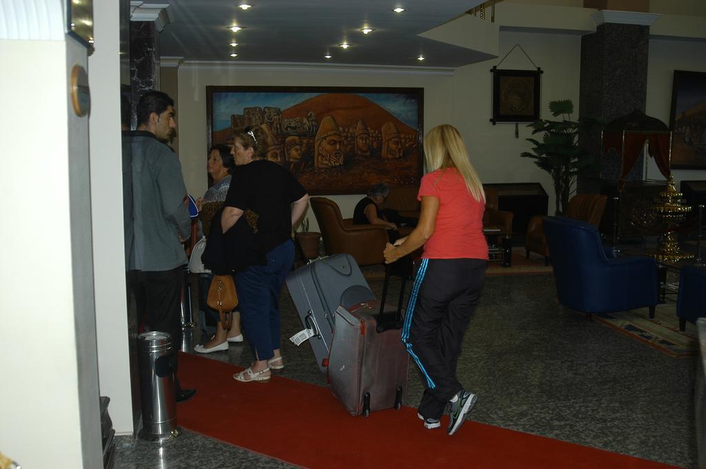 Adıyaman Grand Isias Hotel מראה חיצוני תמונה